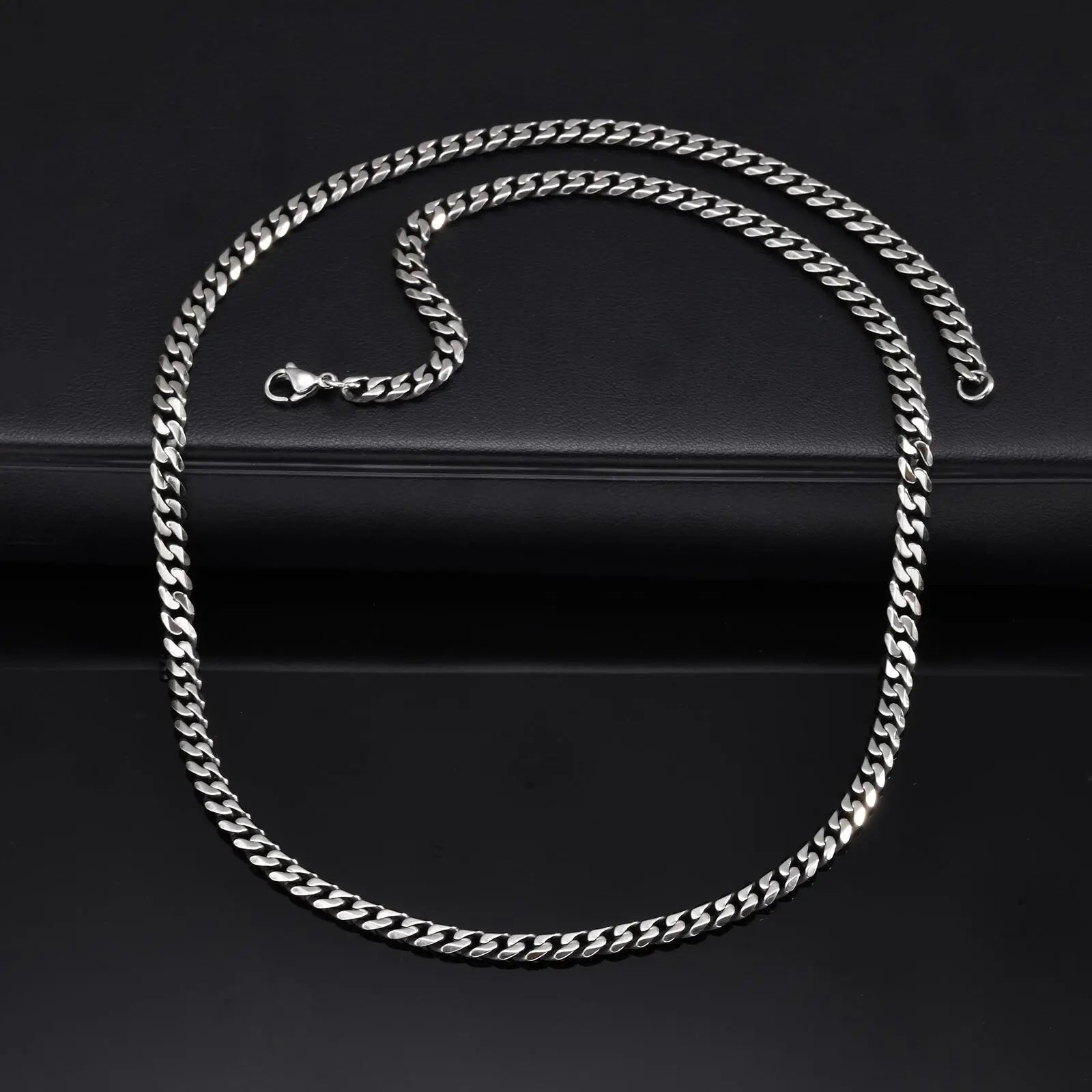 Classic Curb Link Chain Necklace